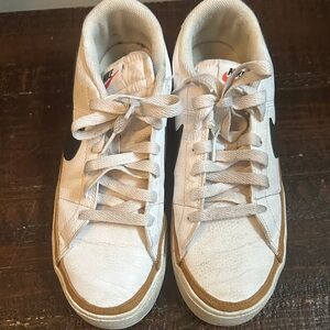 Nike White and Brown Casual Sneakers